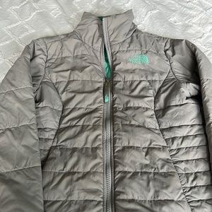 Girls North Face Puffer Jacket - M